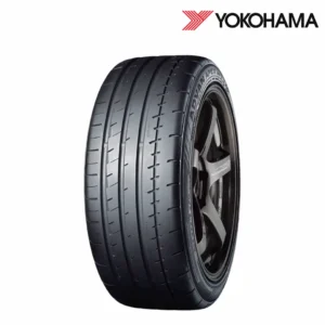 โยโกฮาม่า 245/35R18 ADVAN APEX V601